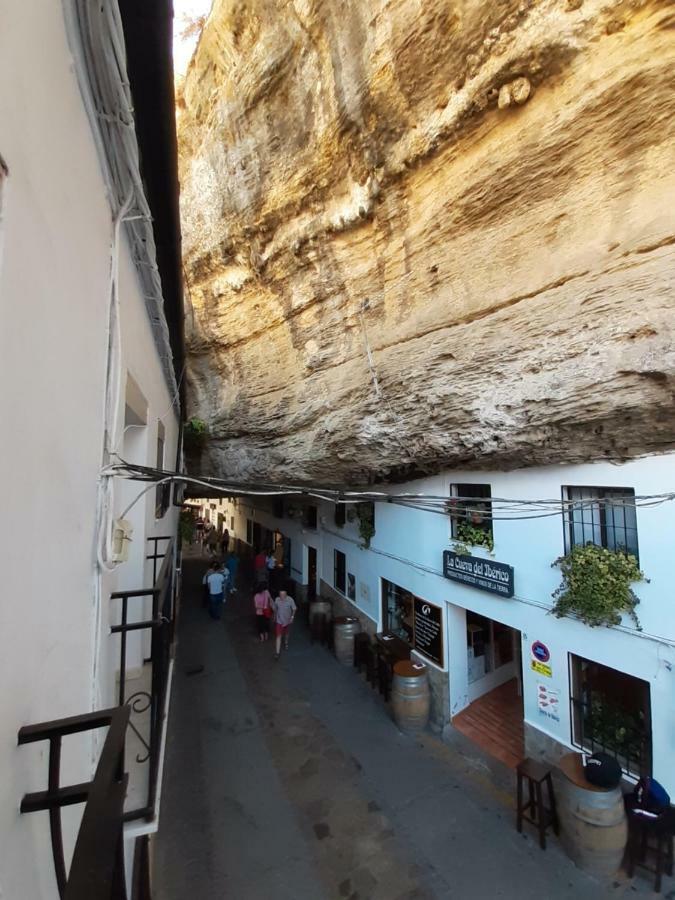 La Roca Encantada Setenil De Las Bodegas Eksteriør billede
